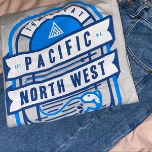 Like New, PNW Tee Unisex Large